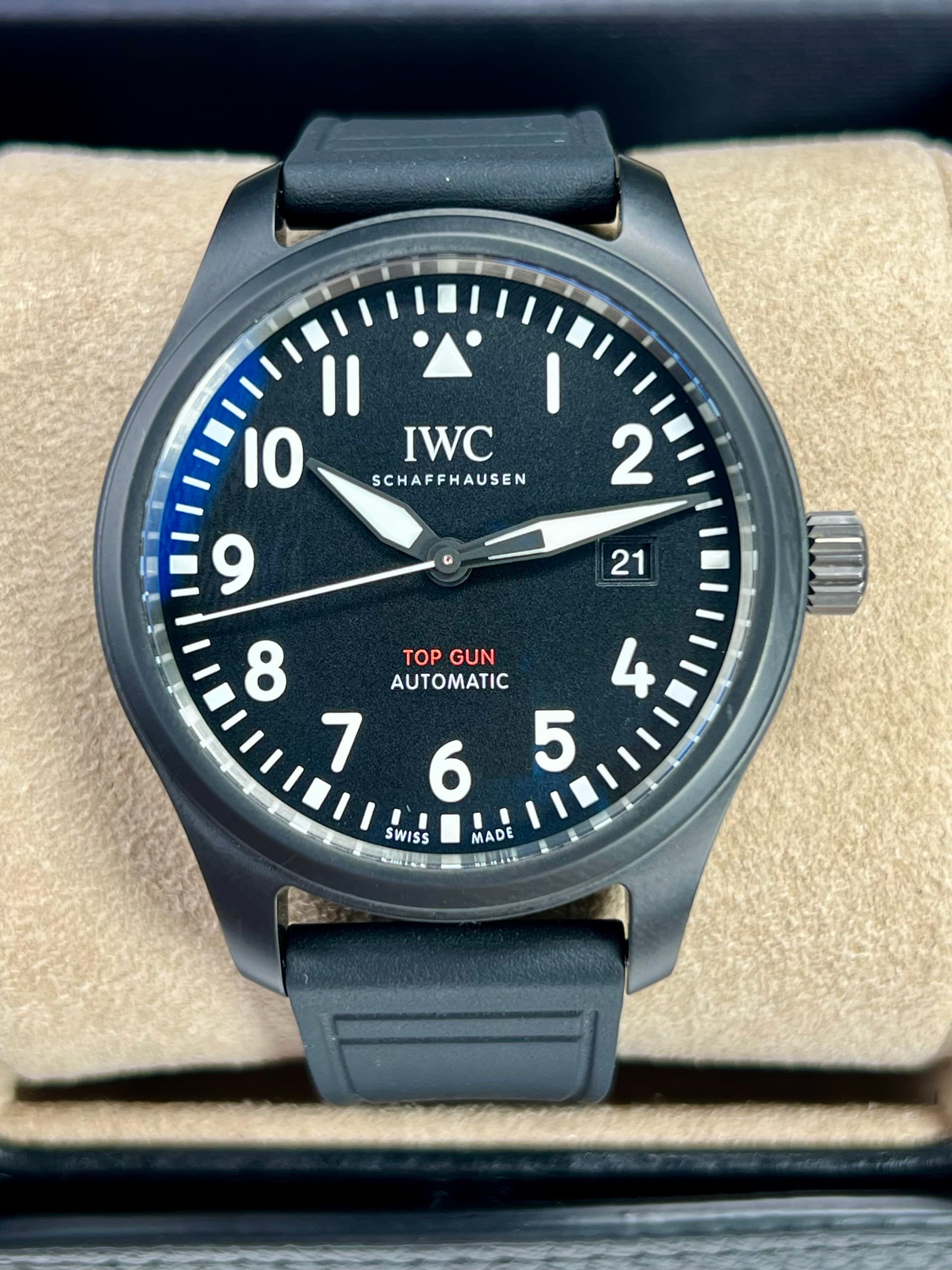 PILOT TOP GUN