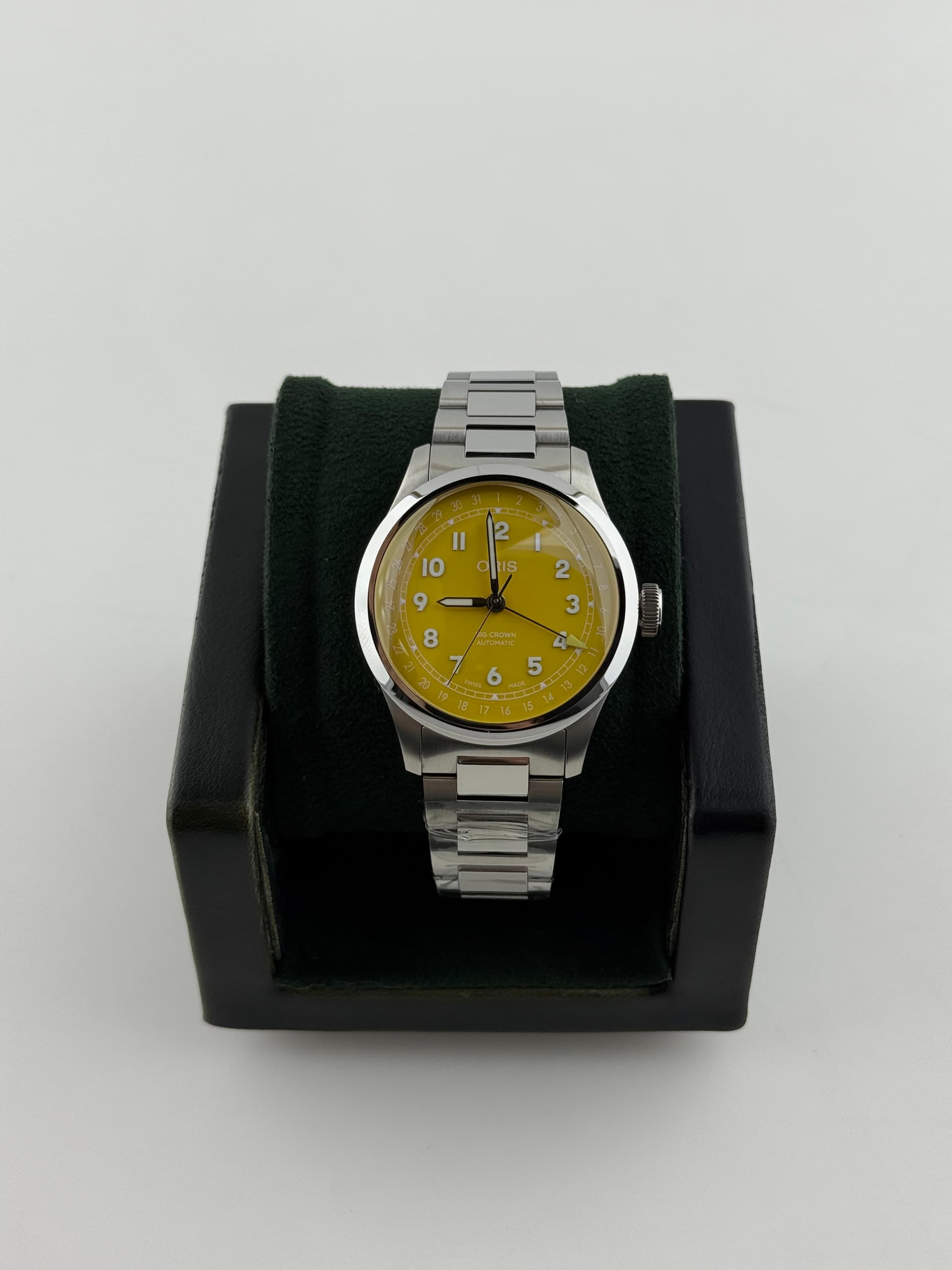 Big Crown Pointer Date