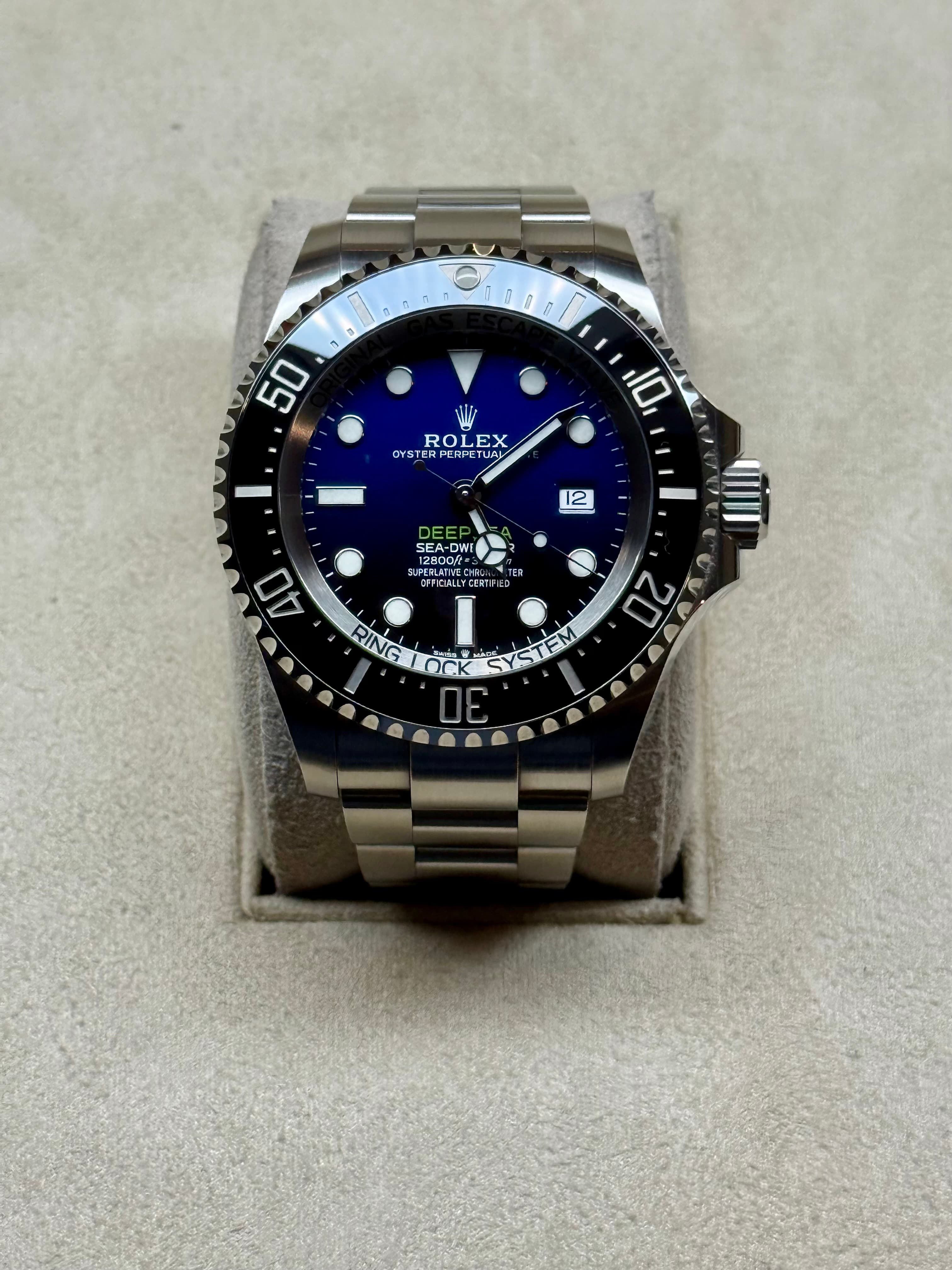 Sea-Dweller Deepsea 44